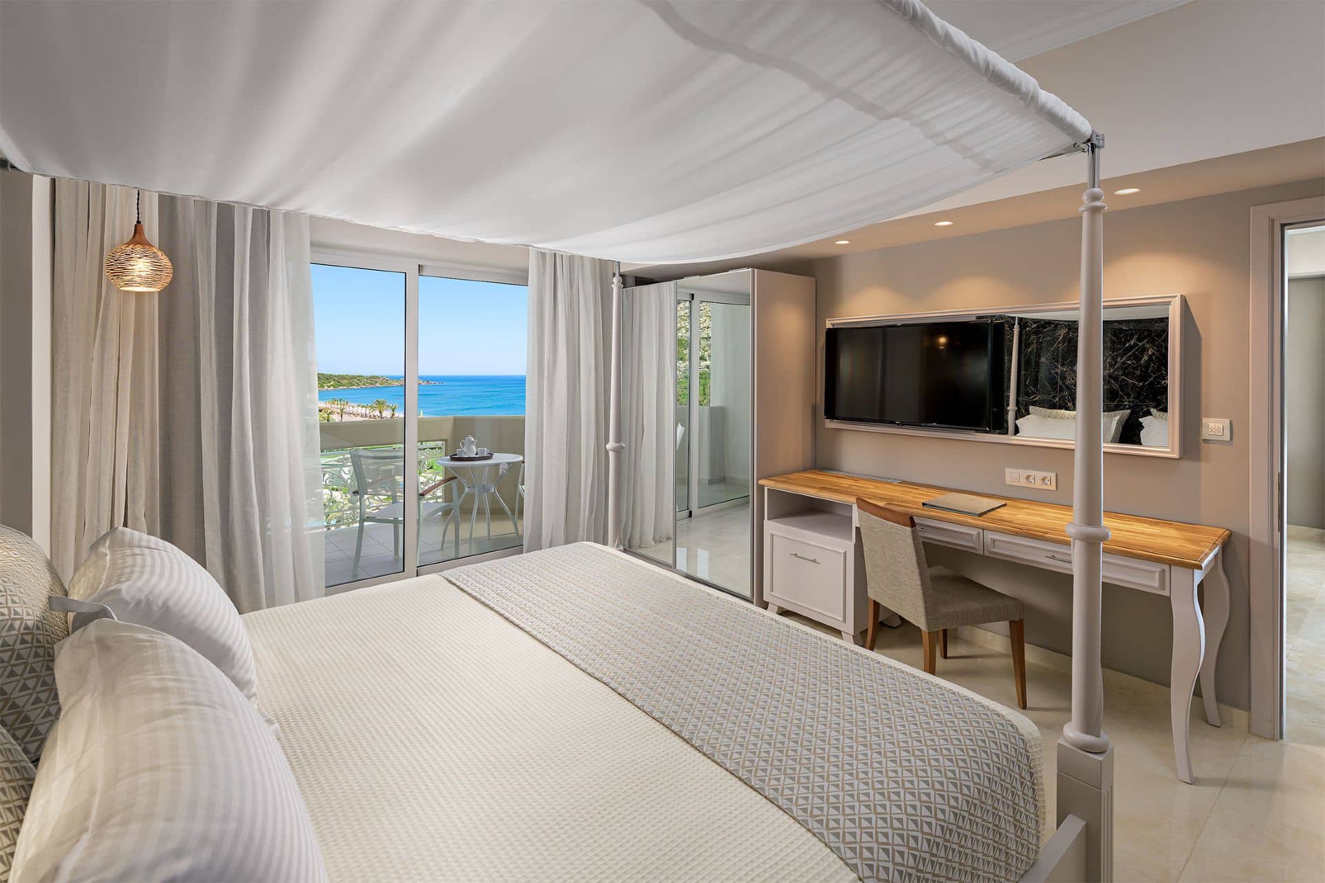 Suite Sea View - Bedroom